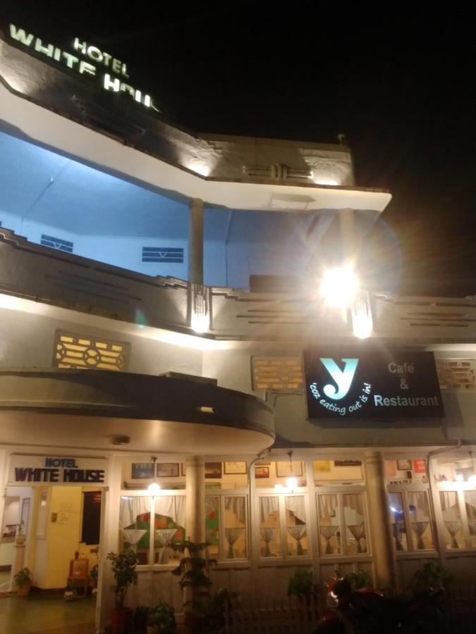 Hotel White House Dehradun Exterior foto